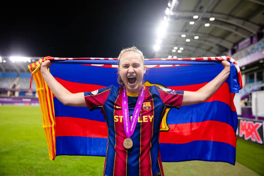Caroline Graham Hansen of Barcelona celebrates