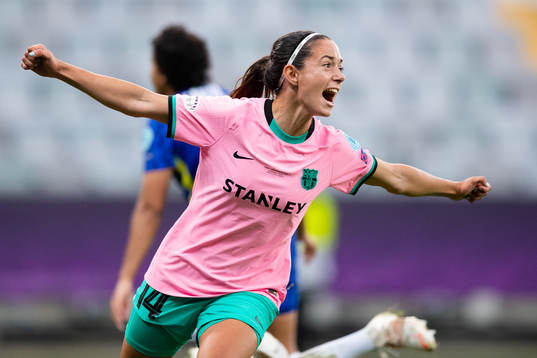 Aitana Bonmati of Barcelona celebrates scoring 0-3