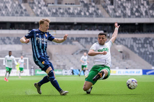 Djurgårdens Elliot Käck och Hammarbys Astrit Selmani