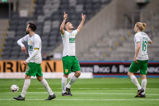Hammarbys Astrit Selmani jublar