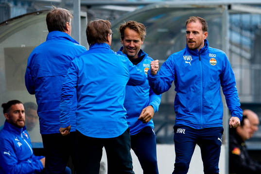 Håkon Wibe-Lund, head coach of Strømsgodset, celebrates