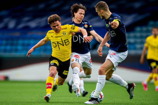 Tobias Hammer Svendsen of Lillestrøm and Lars-Christopher