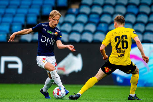 Tobias Fjeld Gulliksen of Strømsgodset and Lars Ranger of