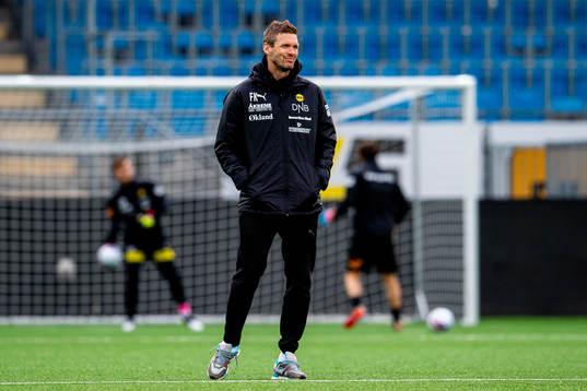Frode Kippe of Lillestrøm looks dejected