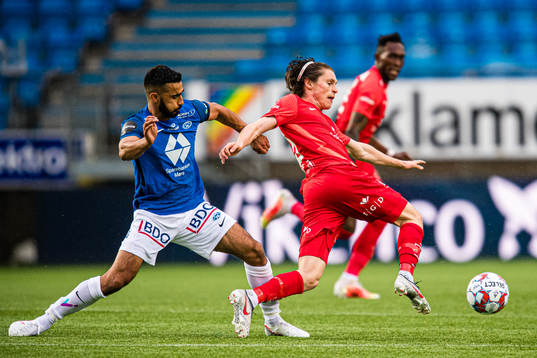 Etzaz Muzafar Hussain of Molde and Kasper Holmboe Skaanes