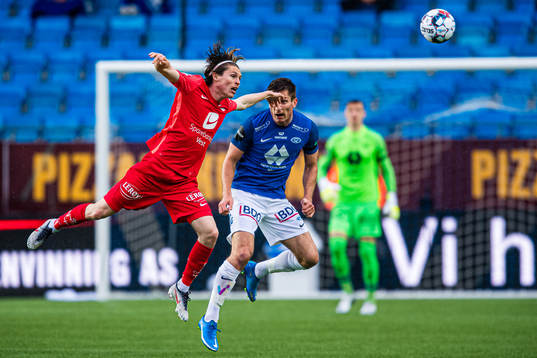 Kasper Holmboe Skaanes of Brann and Kristoffer Haugen of
