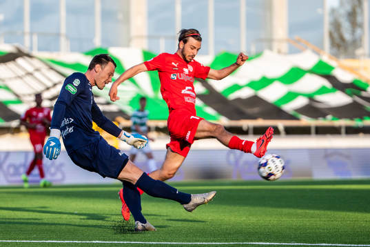 Västerås målvakt Anton Fagerström och Värnamos Edvin