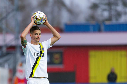 s Mikael Lustig