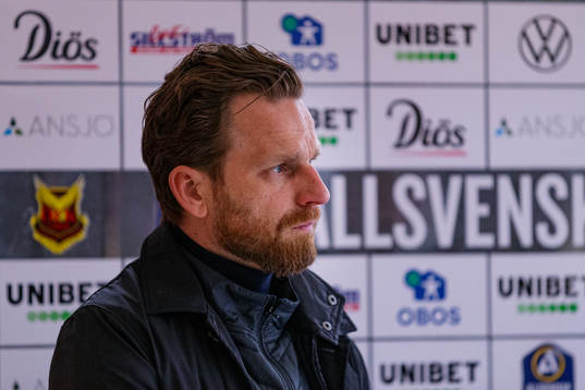 s tränare Bartosz Grzelak