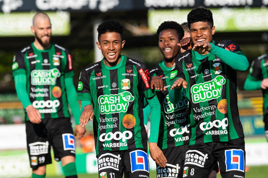 Varbergs Tashreeq Matthews (v) jublar
