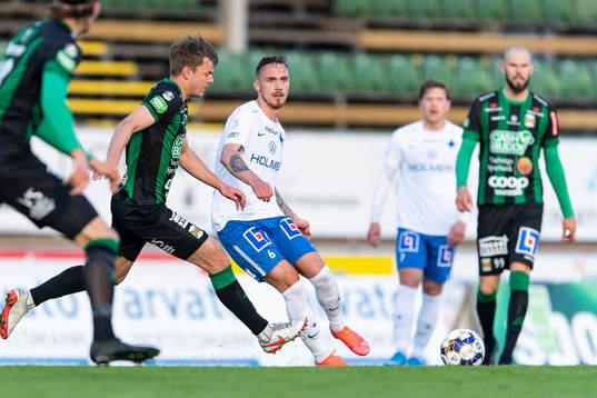 Varbergs Albin Winbo och IFK Norrköpings Linus Wahlqvist