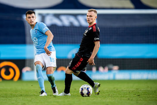 Malmö FFs Anel Ahmedhodzic och Kalmars Isak Jansson