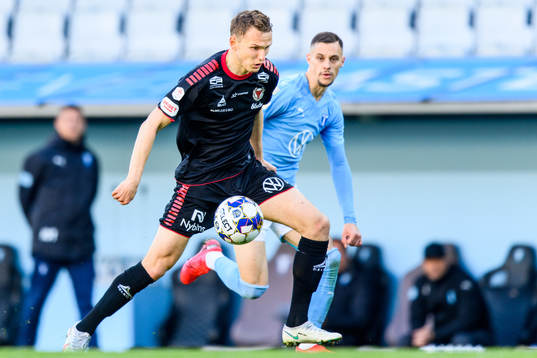 Kalmars Piotr Johansson och Malmö FFs Veljko Birmancevic
