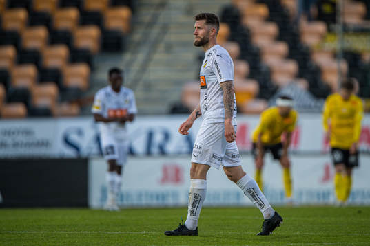 Häckens Joona Toivio deppar