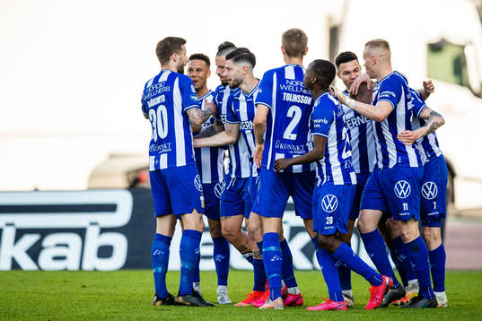IFK Göteborgs spelare jublar