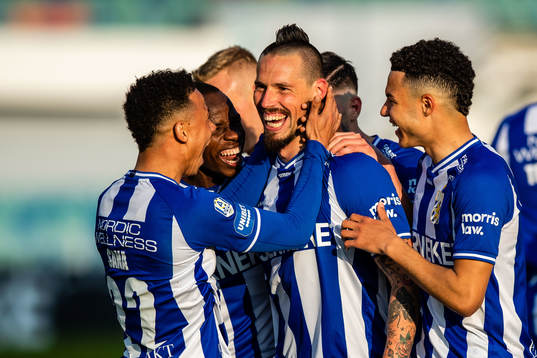 IFK Göteborgs Marek Hamsik jublar med lagkamrater