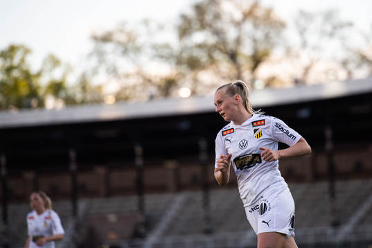 Häckens Stina Blackstenius