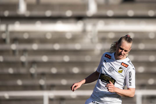 Häckens Stina Blackstenius