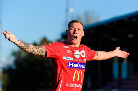 Degerfors Victor Edvardsen jublar