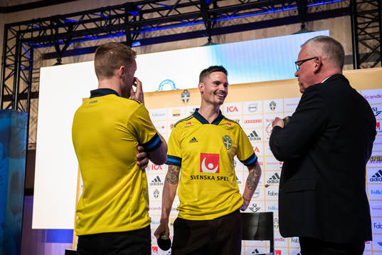 Sebastian Larsson, Mikael Lustig and head coach Janne