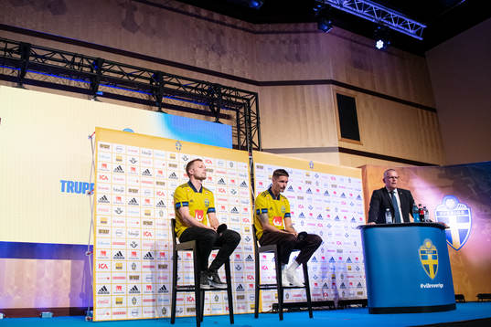 Sebastian Larsson, Mikael Lustig and Head coach Janne