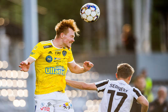 Falkenbergs Linus Borgström och Landskronas Oscar Petersson