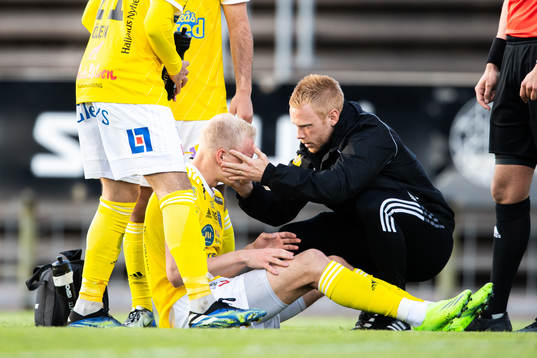 Falkenbergs Adam Bergmark Wiberg får vård