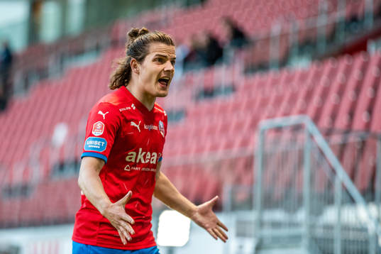 Helsingborgs Brandur Hendriksson Olsen reagerar