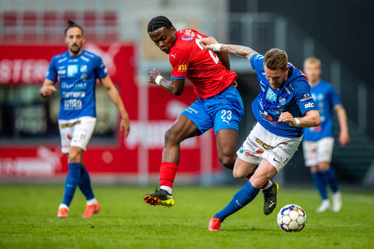 Helsingborgs Noel Mbo och Norrbys Rasmus Örqvist