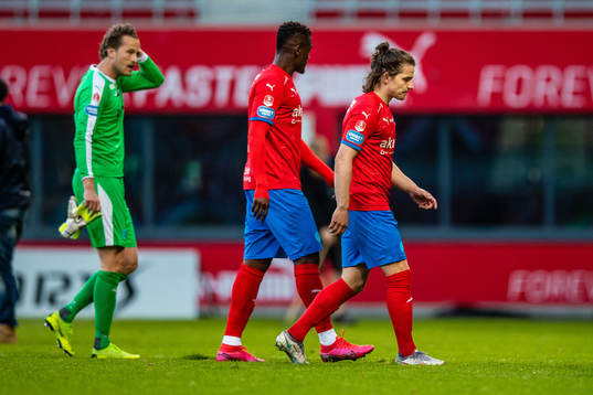 Helsingborgs målvakt Anders Lindegaard, Alhaji Gero och