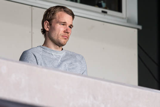 Malmö FFs Oscar Lewicki på läktaren