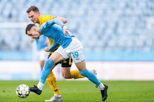 Elfsborgs Leo Väisänen och Malmö FFs Veljko Birmancevic