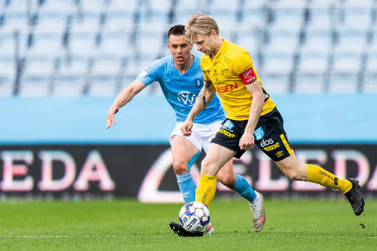 Malmö FFs Jonas Knudsen och Elfsborgs Johan Larsson