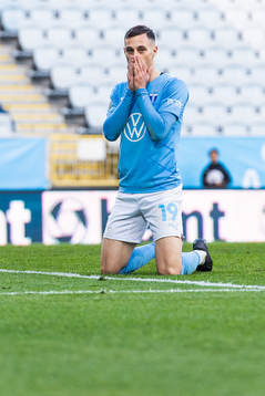 Malmö FFs Veljko Birmancevic deppar