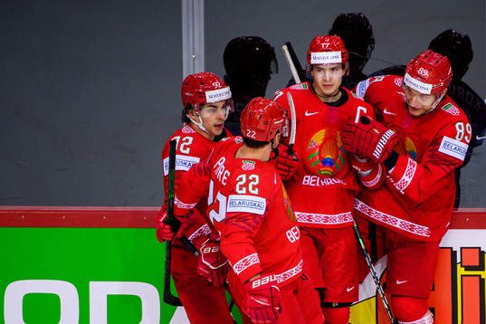 Yegor Sharangovich of Belarus celebrates the 2-4 goal