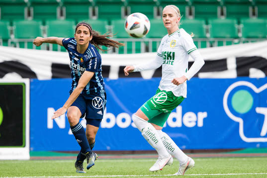 Djurgårdens Daniela Zamora och Hammarbys Elsa Karlsson