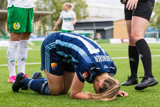 Djurgårdens Hanna Ekengren har ont