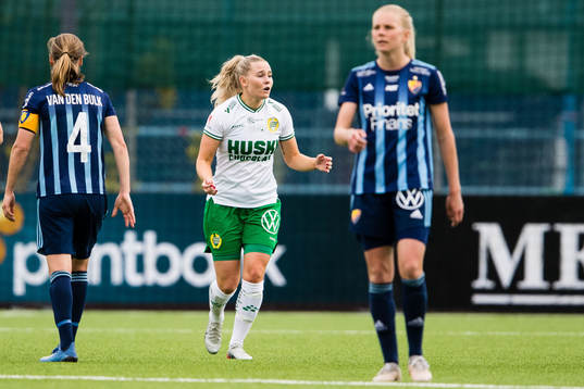 Hammarbys Emma Jansson jublar