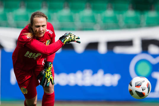 Hammarbys målvakt Anna Tamminen