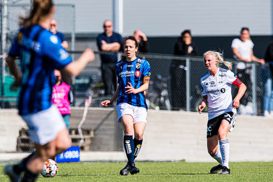 Melissa Linn Berman Bjånesøy of Stabæk and Mali Lilleås