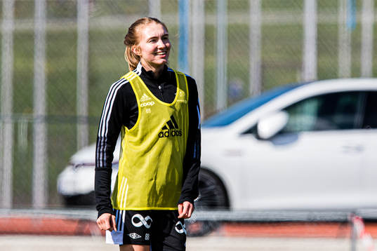 Emilie Lein of Rosenborg warms up
