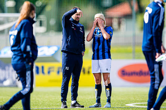 Per Inge Jacobsen, head coach of Stabæk, and Ingrid