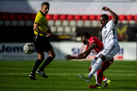 Sirius Nahom Girmai Netabay och Östersunds Frank Arhin