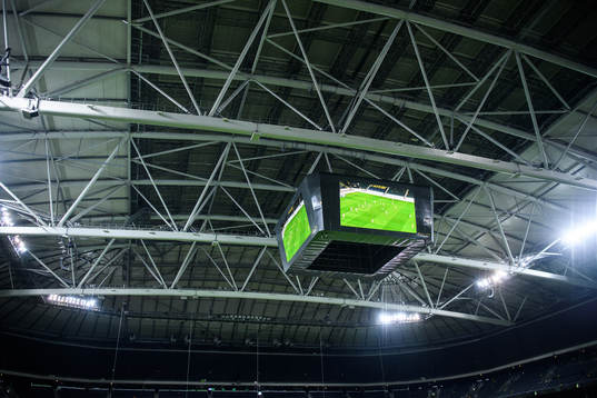 Stängt tak på Friends Arena