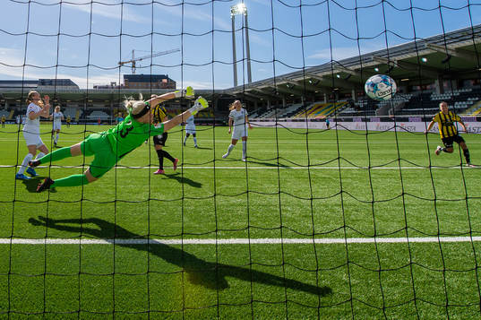 Eskilstunas målvakt Emma Holmgren släpper in 3-0