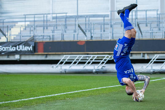 Sundsvalls Pontus Silfwer kastar inkast