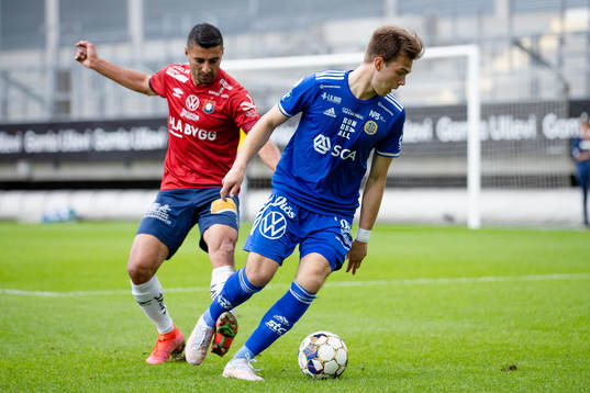 Örgrytes Ailton Jose Almeida och Sundsvalls Anton Eriksson