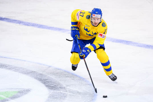 Pär Lindholm of Sweden