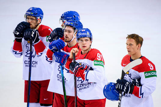 Players of Czech Republic looks dejected