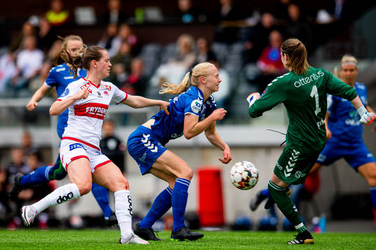 Elisabeth Terland of Sandviken and Sara Lindbak Hørte of